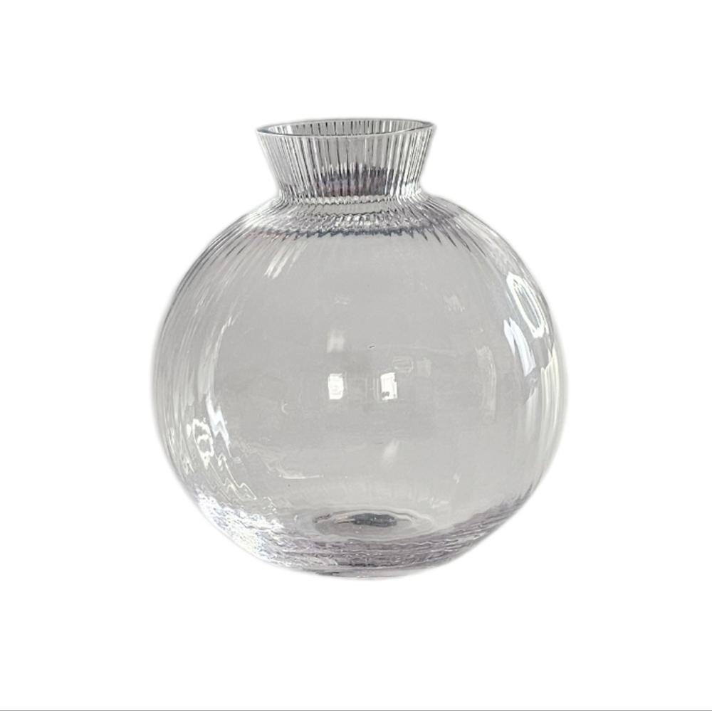 Minimalist Elegant Clear Ribbed Glass Round Bud Vase